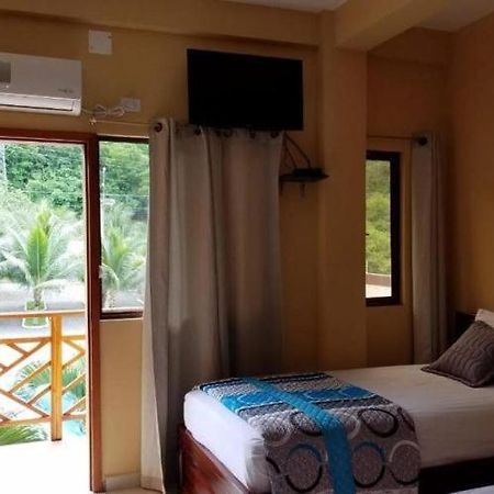 Hotel Soberao Esmeraldas Esterno foto