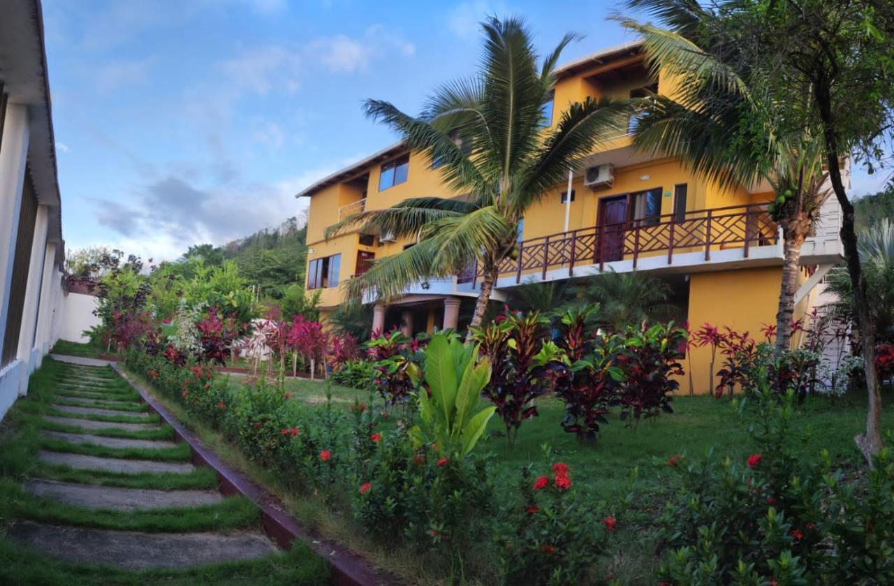 Hotel Soberao Esmeraldas Esterno foto