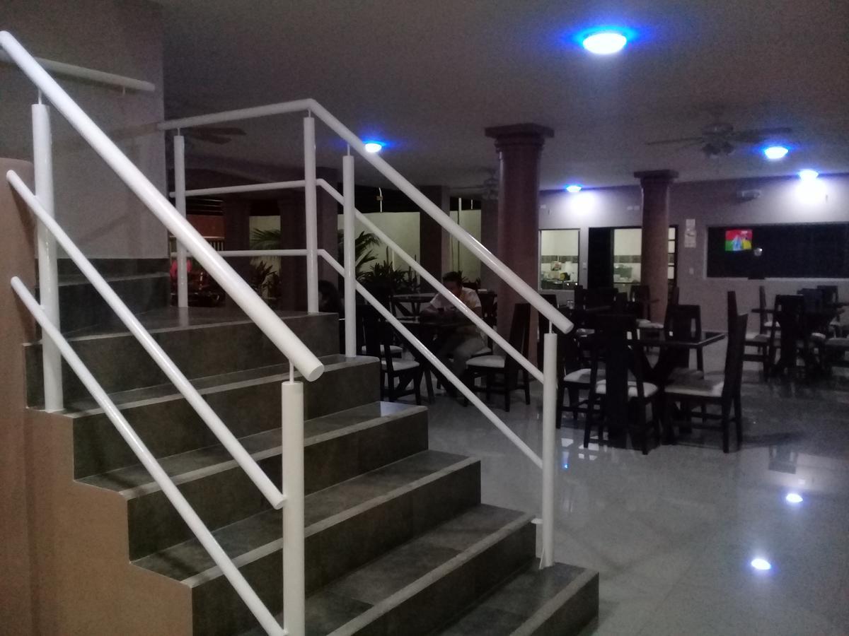 Hotel Soberao Esmeraldas Esterno foto