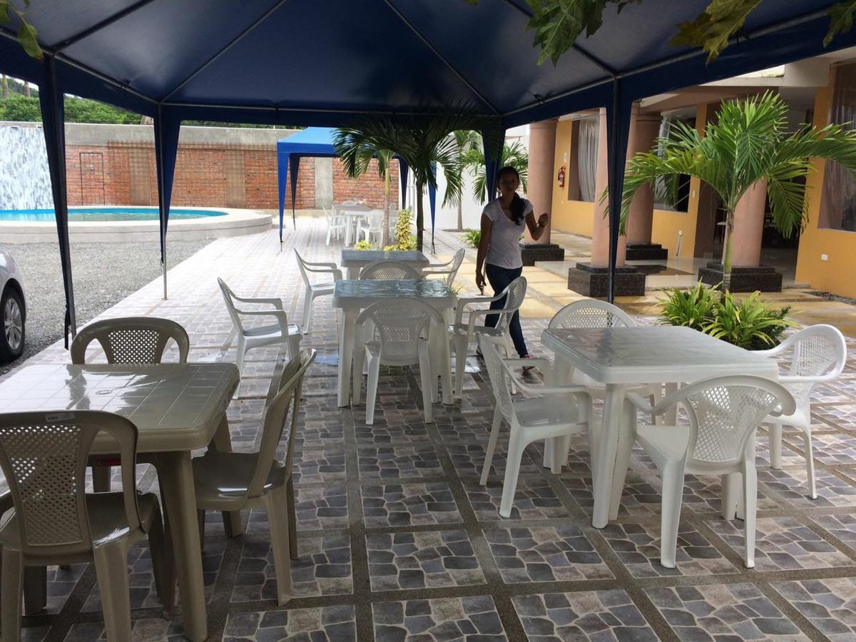 Hotel Soberao Esmeraldas Esterno foto