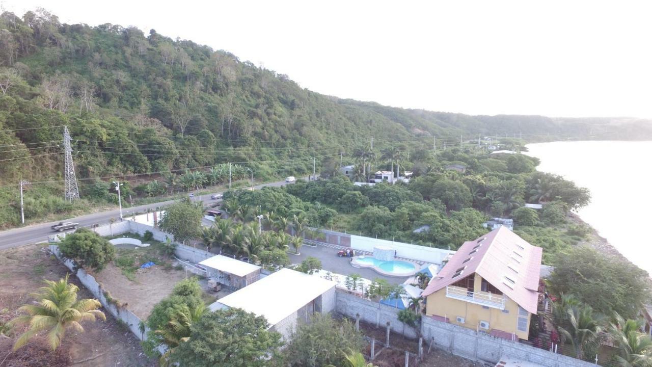 Hotel Soberao Esmeraldas Esterno foto